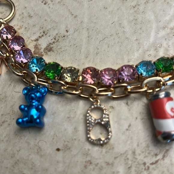 Betsey Johnson Rhinestone Charm Bracelet NEW - Picture 3 of 7